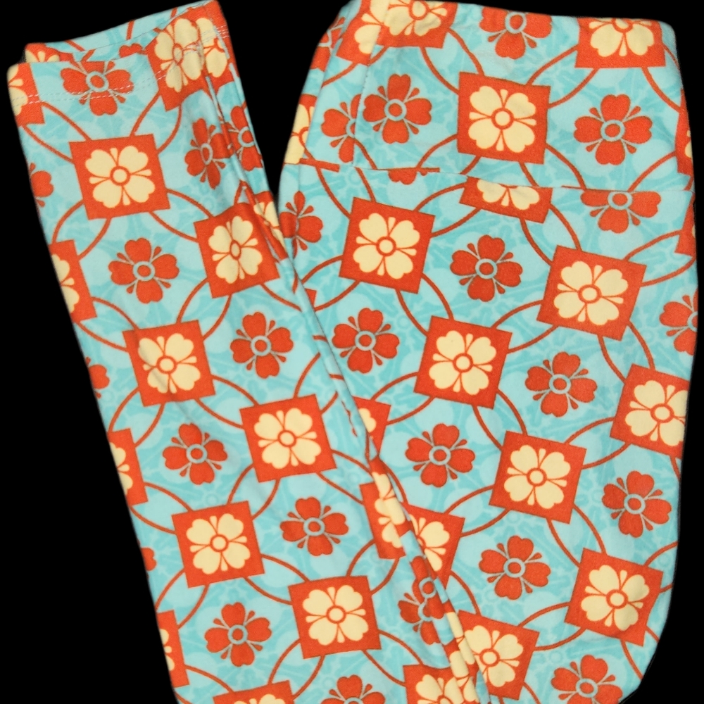 NWOT LULAROE OS leggings- turquoise with yellow/orange flowers